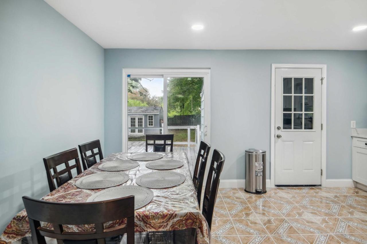 Pet-Friendly Mount Rainier Home With Gas Grill! Exterior foto